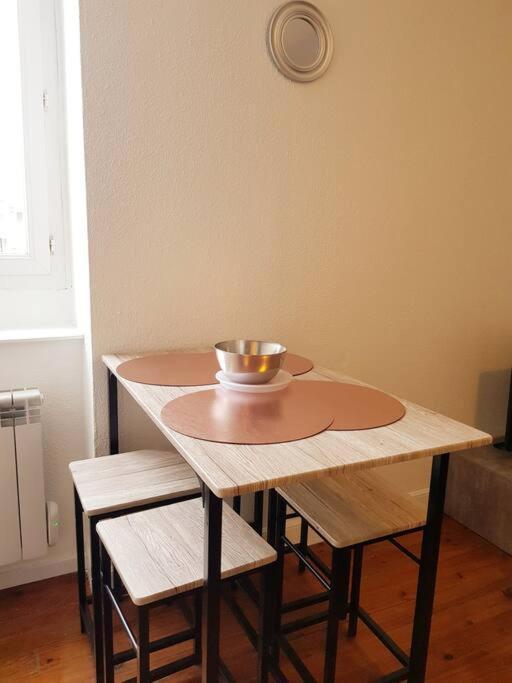 Apartamento Le Jeanne 4/6 Couchages, Wifi, Sanctuaire Lourdes Exterior foto